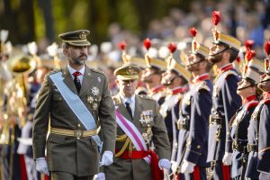 Ispanijos sosto įpėdinis pirmąkart pavadavo karalių nacionalinės dienos ceremonijose