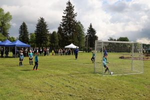 Senasis Karmėlavos stadionas sulaukė statybininkų