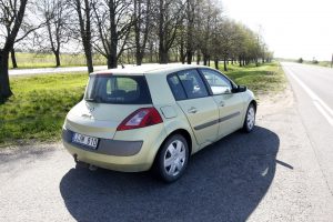 „Renault Laguna“ – vėl Palangos plente