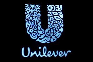 Ukraina įtraukė JK korporaciją „Unilever“ į karo rėmėjų sąrašą 