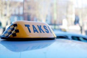 Klaipėdos rajone užpuolė taksistą