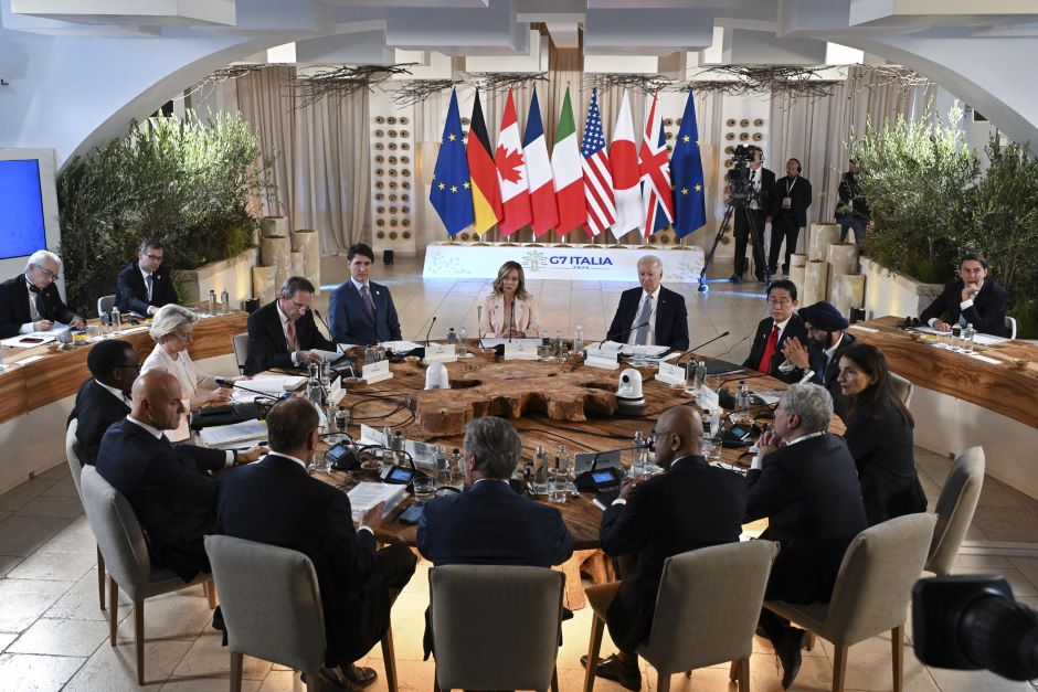 I leader del G7 concordano prestiti da 50 miliardi di dollari all’Ucraina (aggiornato)