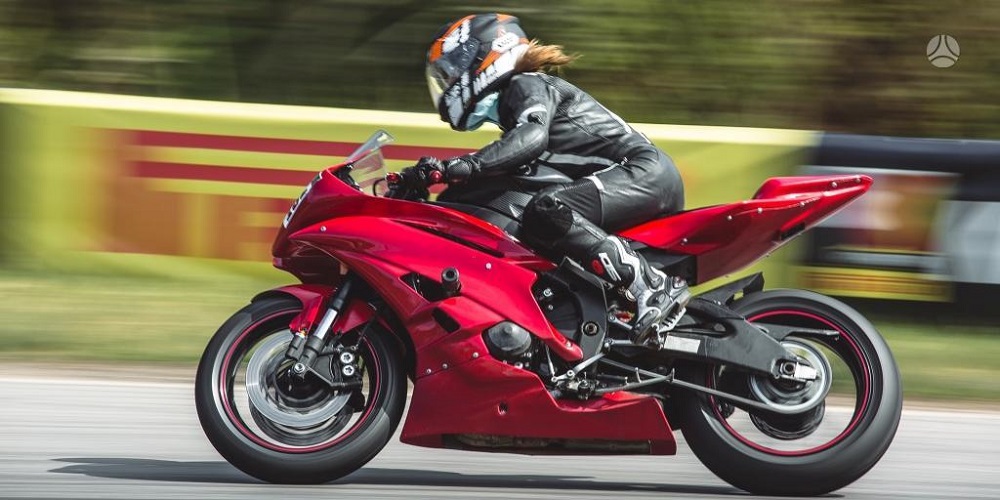 W sezonie wyścigów motocyklowych – niespodzianka: kobiety sprawdzą swoje siły