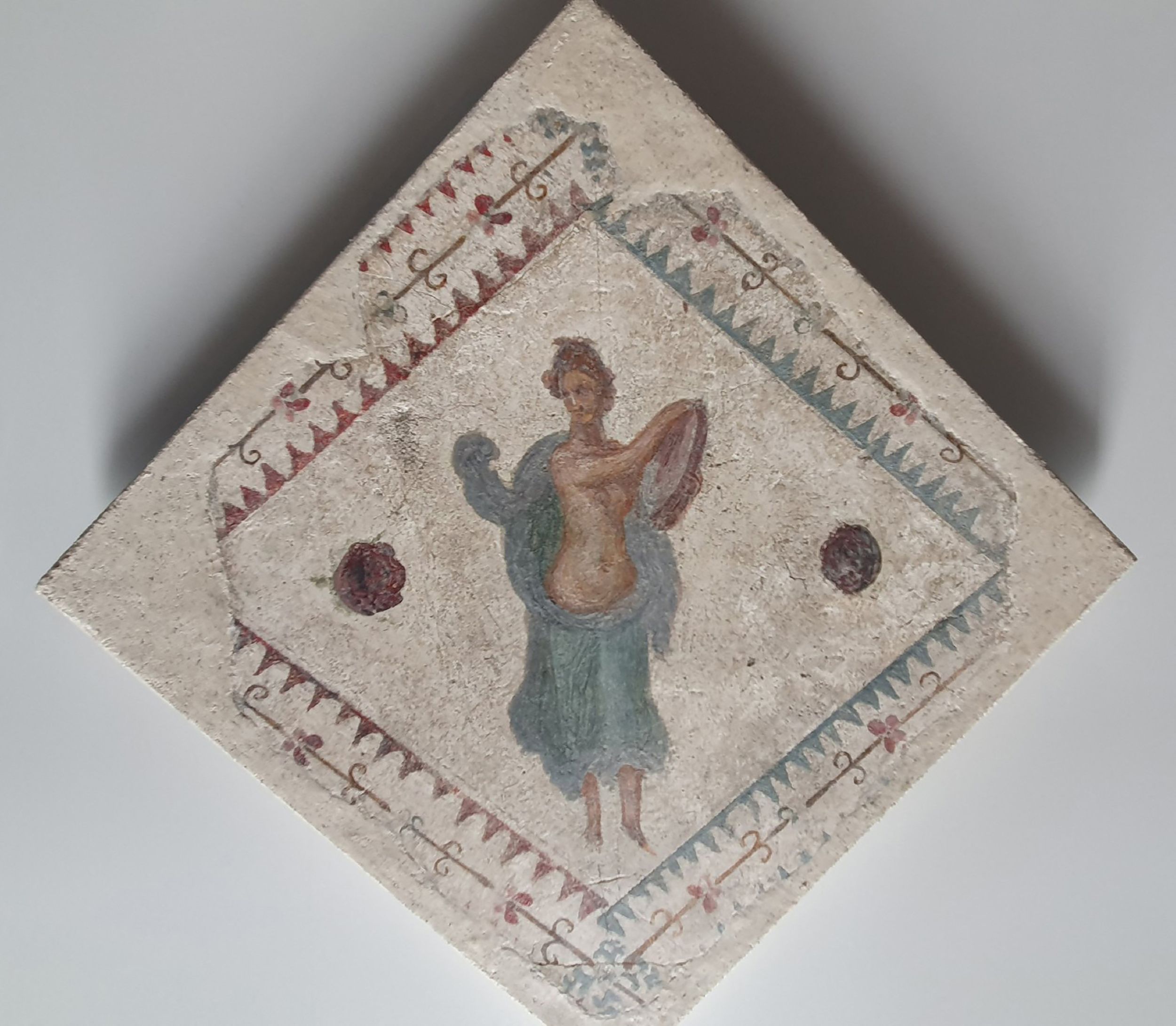 Sei affreschi rubati da tempo restituiti al parco archeologico in Italia