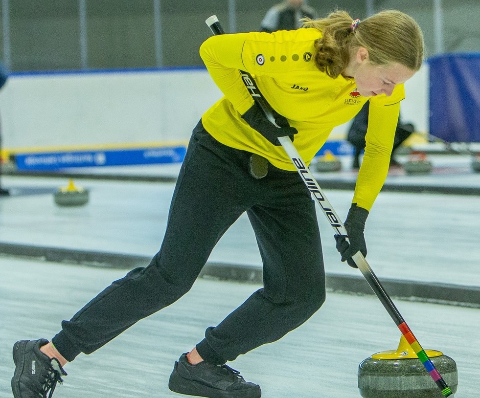 Złożona z utalentowanych zawodników litewska drużyna curlingowa przystępuje do rywalizacji na Mistrzostwach Europy