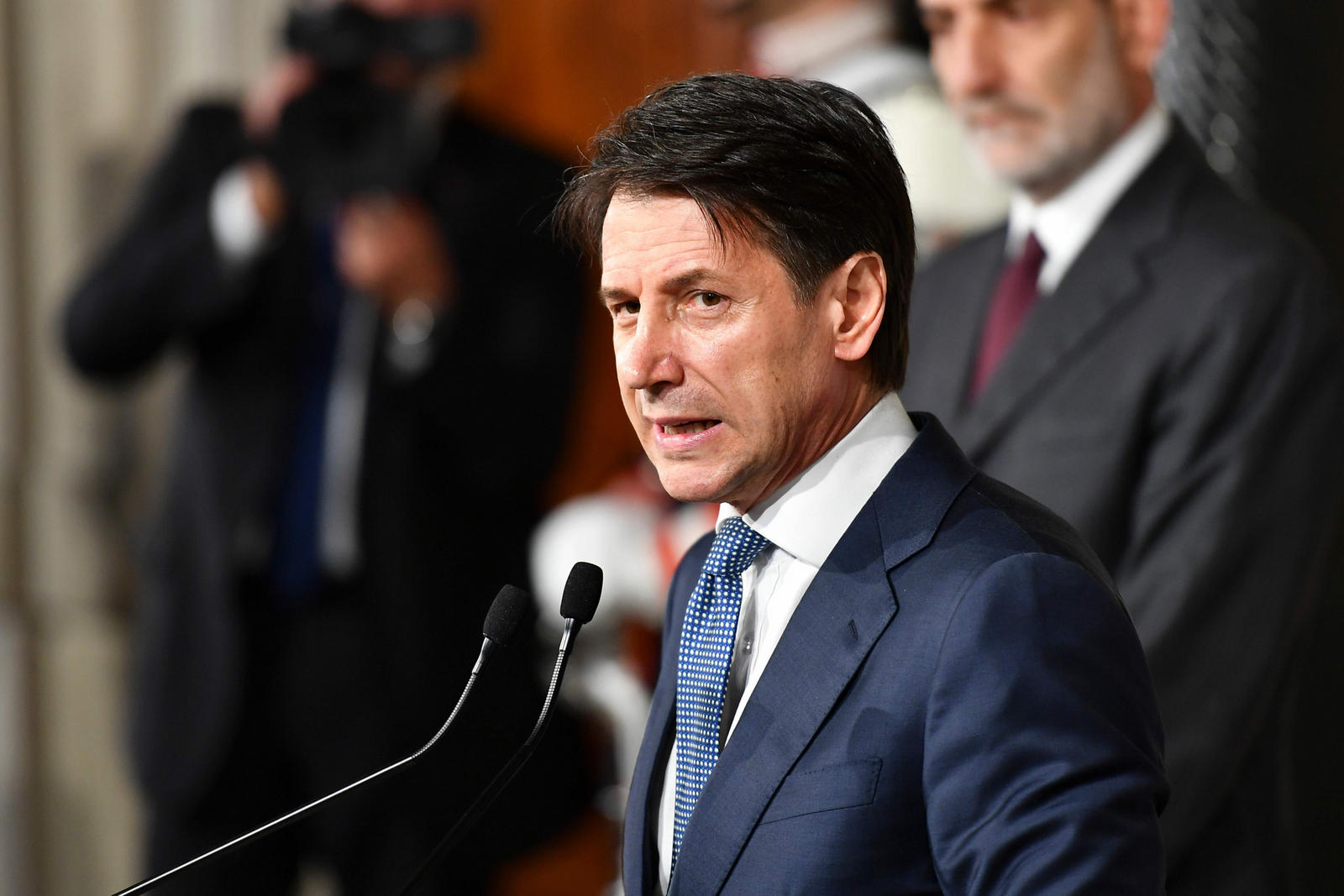 Il Presidente della Repubblica ha confermato Primo Ministro l’avvocato G. Conte