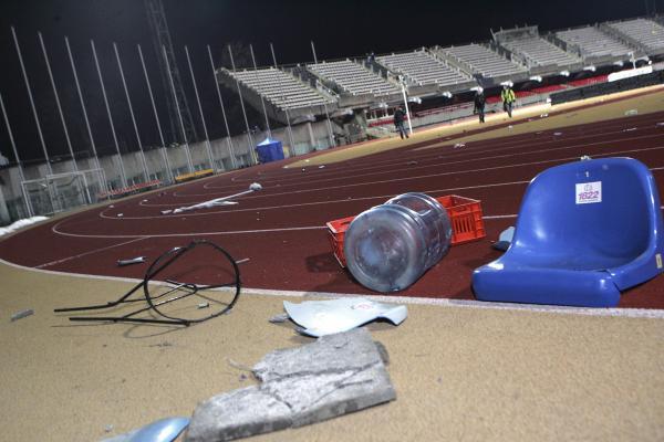 W Polsce kibice Kaune złamali 150. stadionowe trybuny