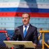 D. Medvedevas užsimena apie branduolinį karą: mintis bausti mūsų šalį yra absurdiška