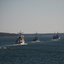 Lietuvos vadovaujami NATO laivai Baltijos jūroje aptiko minų
