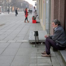 Kauno benamiai žiemą nakčiai glaudžiasi nakvynės namuose, o dieną priversti išeiti gatvėn.