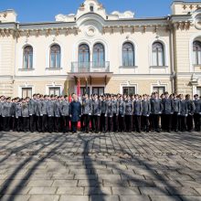 Kadetus sveikinusi D. Grybauskaitė: mums visiems esate pavyzdys