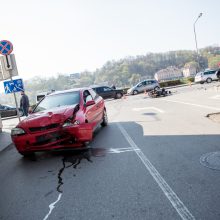 Kauno centre – motociklo ir automobilio avarija