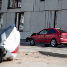 Kauno centre – motociklo ir automobilio avarija