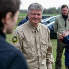 Neeilinė šventė – Rumšiškėse pasodinti šimtamečių ąžuolų klonai