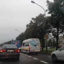 Vairuotojai vėl strigo transporto spūstyse