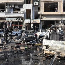 Sirijoje per dvigubą išpuolį prie armijos posto žuvo 22 žmonės