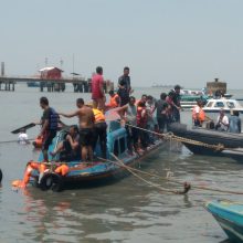 Indonezijoje nuskendus dviem laivams žuvo mažiausiai 17 žmonių