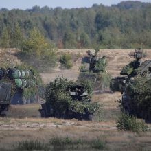Rusija: per „Zapad“ pratybas JAV patylomis dislokavo tankus Lenkijoje