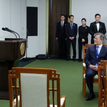 Istorinis įvykis: Pietų ir Šiaurės Korėjos pasirašys taikos sutartį užbaigdamos karą