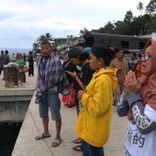 Indonezijoje nuskendus keltui dingusiųjų padaugėjo iki 166