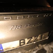 Girtas vairuotojas suknežino „CityBee“ priklausantį „Porsche“ 