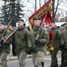 Vasario 16-osios minėjimo metu Š. Butkui įteikta miesto vėliava