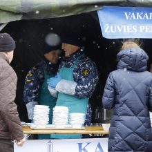 Žvejų ir jūrininkų vaišių neliko per valandą