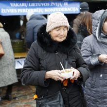 Žvejų ir jūrininkų vaišių neliko per valandą