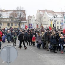 Miestas nusidažė trispalvėmis – klaipėdiečiai švenčia Lietuvos atkūrimo gimtadienį