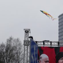 Miestas nusidažė trispalvėmis – klaipėdiečiai švenčia Lietuvos atkūrimo gimtadienį