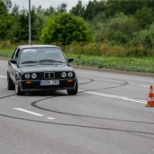 Klaipėdoje griaudėjo automobilių varikliai