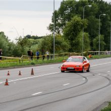 Klaipėdoje griaudėjo automobilių varikliai