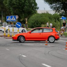 Klaipėdoje griaudėjo automobilių varikliai