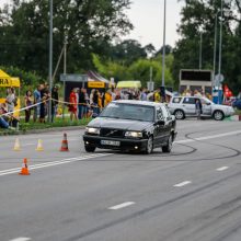 Klaipėdoje griaudėjo automobilių varikliai