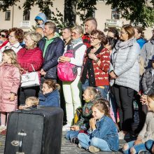 Teatro aikštę okupavo menininkai iš užsienio 