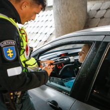 Policijos reidas Klaipėdoje: įkliuvo neblaivūs ir be vairuotojo pažymėjimų