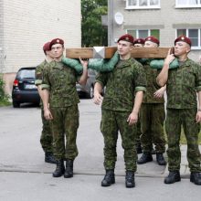 Nešdami kryžių kariai nužygiuos iš Klaipėdos į Kryžių kalną