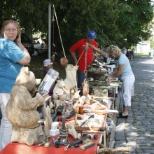 Blusturgyje – nuo senovinių monetų iki išmaniųjų telefonų