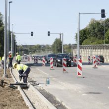 Vairuotojai keiksnoja remonto darbus: Liepų gatvėje – nesibaigiančios spūstys