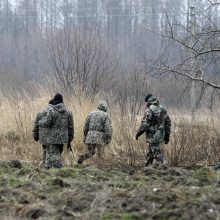 Būrys policininkų ir savanorių ieško dingusio vaikino