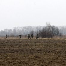 Būrys policininkų ir savanorių ieško dingusio vaikino