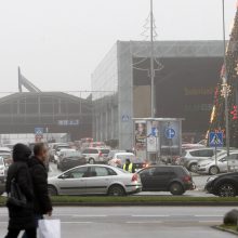 Akcijų ištroškę klaipėdiečiai šturmavo parduotuves