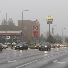 Akcijų ištroškę klaipėdiečiai šturmavo parduotuves