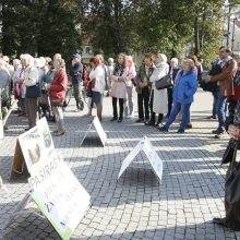 Klaipėdos žalieji dėl medžių kirtimo tikisi susitikti su S. Skverneliu