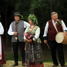 Bendruomenių Joninės sujungė tradicijų ir modernumo gijas