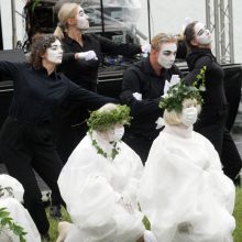 „Lipantiems iš vandens“ lietus nepakenkė