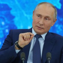 V. Putinas sako, kad nesikišo į JAV rinkimus ir tikisi geresnių santykių