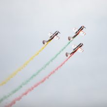 Aviacijos šventė Kaune: nuo skraidančios legendos iki didžiausios vėliavos nuleidimo