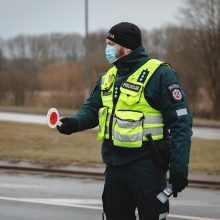 Šventinis savaitgalis Kauno apskrityje: patikrinta 30 tūkst. transporto priemonių, 456 teko grįžti 