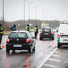 Šventinis savaitgalis Kauno apskrityje: patikrinta 30 tūkst. transporto priemonių, 456 teko grįžti 